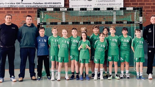 Unsere E-Jugend für die Saison 2024/25!

Trainer/Betreuer: Ruben Engels, Fynn Glöckner & Andreas Orgeich
